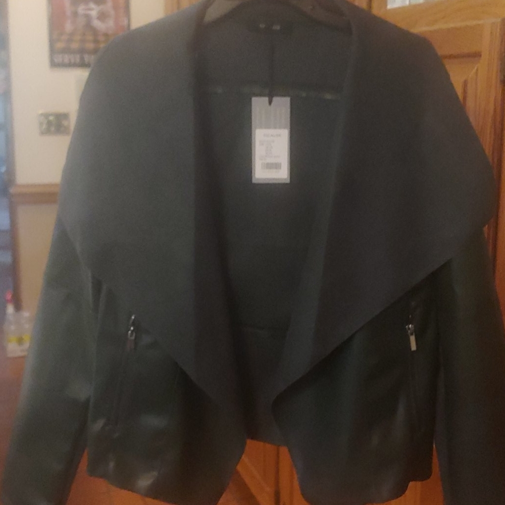 Jacket - Picture 3 of 6